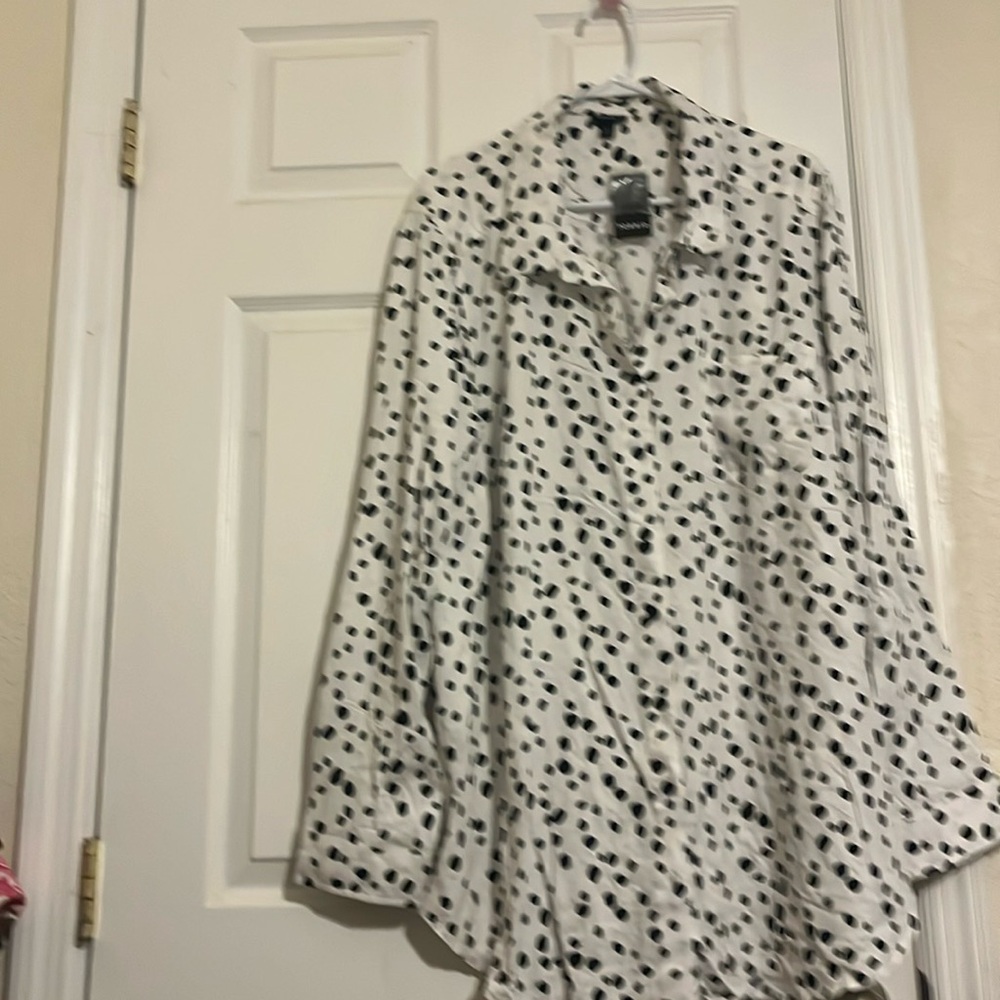 Torrid size 4X color black and white